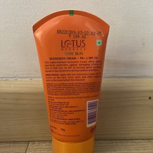 Lotus Herbals SPF 20 Sunscreen✨