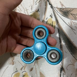 Fidget Spinner Blue And Yellow Colour