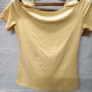 Elegant Cream Off-Shoulder Top for Women - Small t