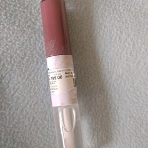 Matte Lipstick With Gloss