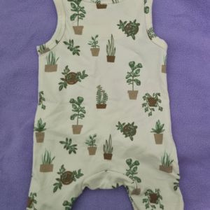 New Sleeveless Baby Romper