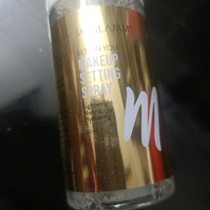 MYGLAMM Makeup Setting Spray