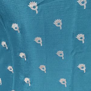 Festive Saree With Golden Print