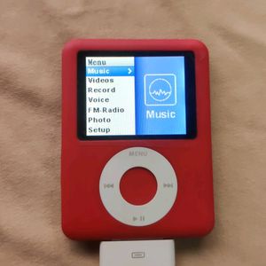 Apple iPod nano 3rd Generation Special Edition Red