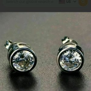 Diamond Stud Earrings (Unused)