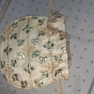 Hand Bag (Purse)