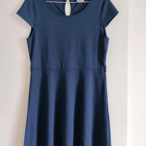 👗💙🛼 Solid Navy Blue Dress