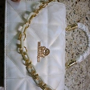 White & Creamy Siling Bag