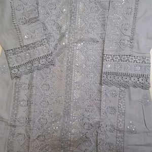 ✨️✨️Beautiful Pakistani Suit
