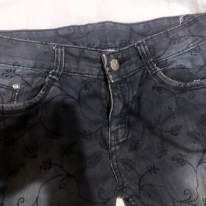 Y2K acid washed efect embroidery design jeans