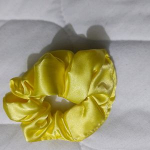 Pack Of 2 Scrunchies