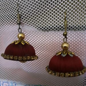 Handmade SilkThread Neckpiece With Earrings Maroon