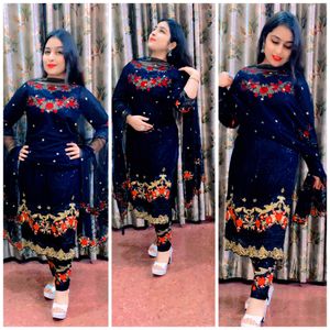 Beautiful Partywear Pakistani Kurti Pant & Duppata