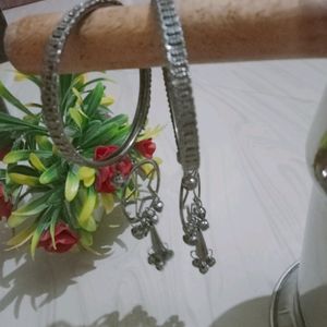 Girlish Bangles