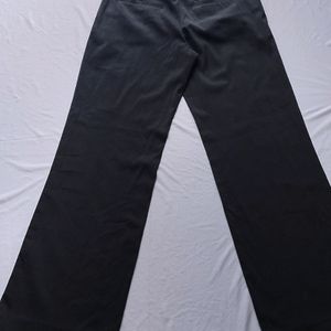 Black Highwaist Flared Pant