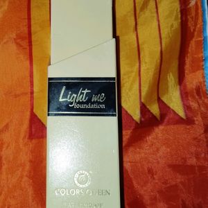 Color queen Light Me Foundation Waterproof