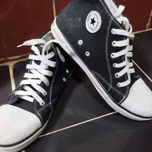 Black And White Converse Shoes