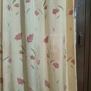 10 Beautiful Golden Curtains With Flowers