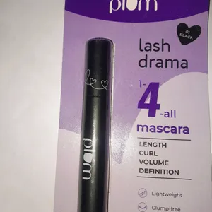 Plum  Mascara