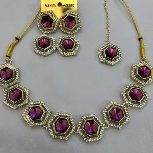 Chokar Style Necklace Set