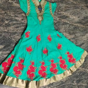 women anarkali set