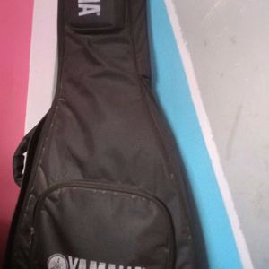 Yamaha Acoustic Guitar Fs80c