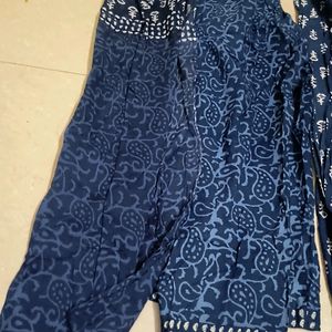 Blue printed Cotton Straight Kurta With Palazzo