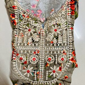 Thread Work Gray Kurti