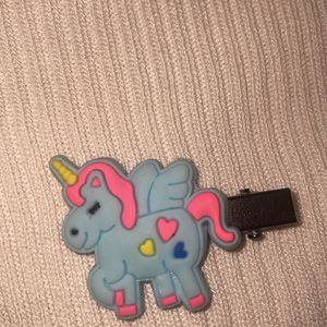 blue unicorn 🦄 clip