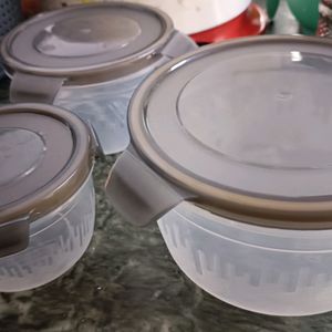 3 Airtight Containers