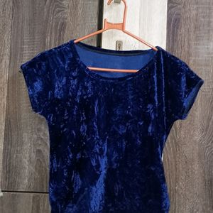 A Navy Blue Velvet Top 💙