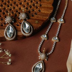 Kundan Jewellery Set With Real Diamond Look