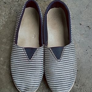 women casual slip on