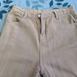 Urbanic Straight Khaki Jeans For Women