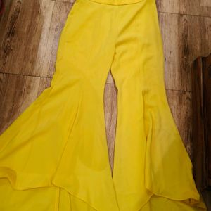 ZARA Yellow Hippe Hipster