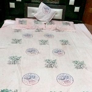 Double Bedsheets 2 pillo 1 Kushan Cover