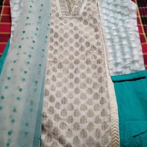 Kurti And Dupatta