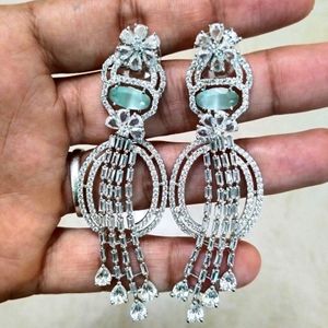 ♥️ Offer Price ♥️A D Earings