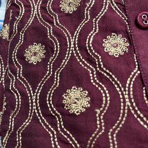 Tasva Maroon Thread Embroidered Kurta Set