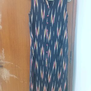 AVAASA Sleeveless Printed Kurti