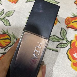 Huda Beauty Foundation