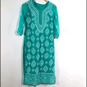 Less Used Chickenkari Kurti With Attached Inner