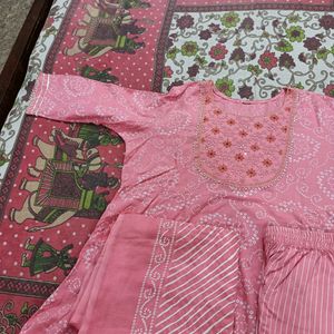 Women Anarkali Suit