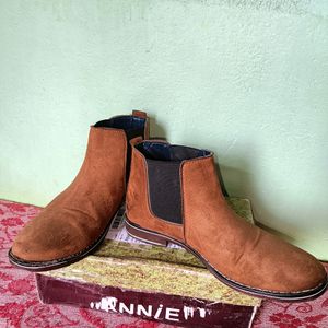 Chelsie Boot (Brown)