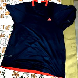 New Original Adidas T-Shirt