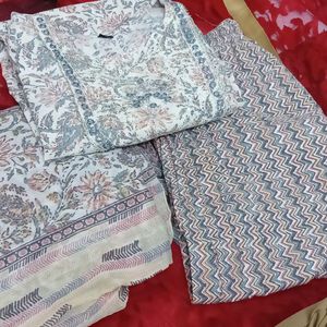 Floral Print Kurta Pant Dupatta