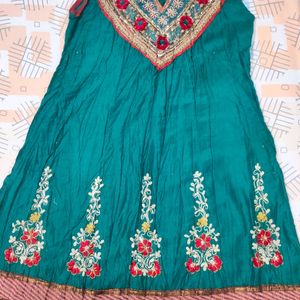 Women's Kurta , (Press Nahi Karni Padti)