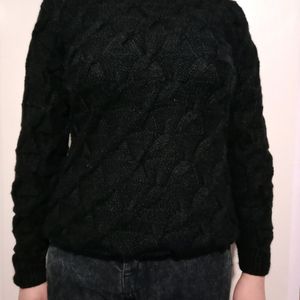 HAND KNITTED BLACK SWEATER