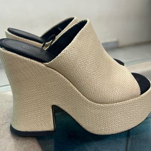 Platform Straw mule