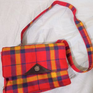 Alex's Covo Multicolored Sling Bag